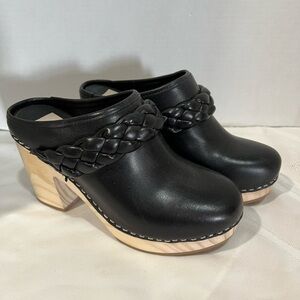 Dolce Vita Double Decker black mule New never worn Size 6